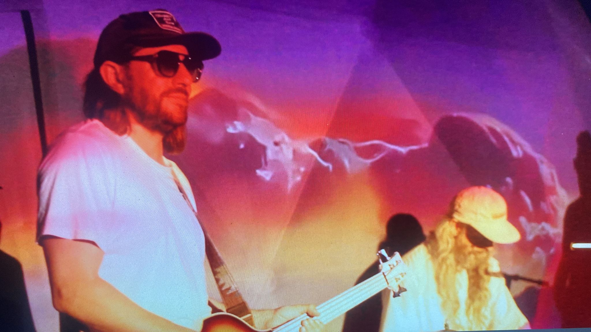 Automatic album cover